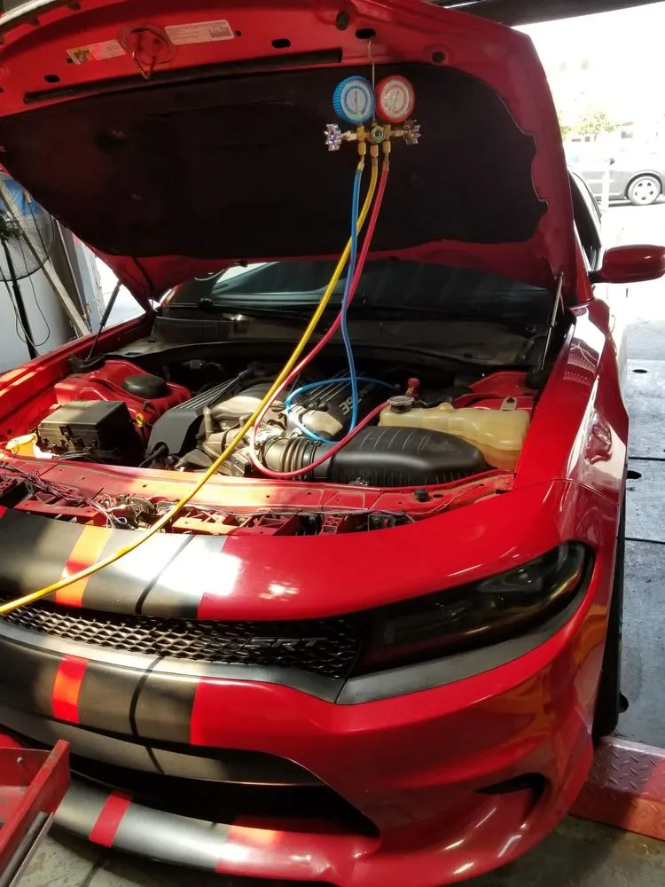 Slide of Unique Auto Repair