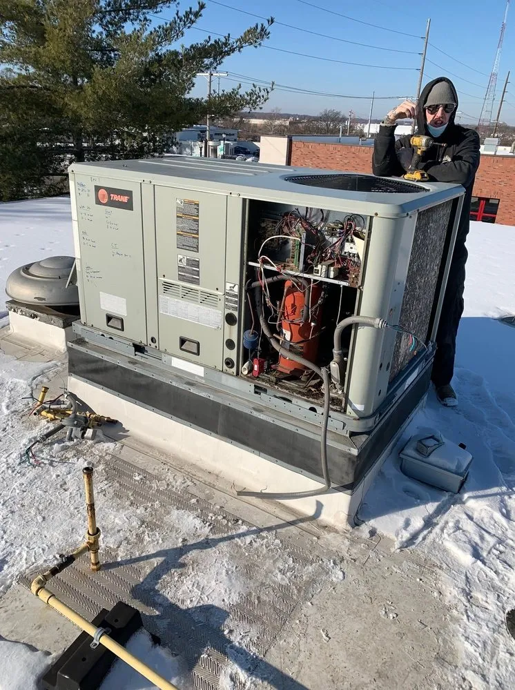 Local furnace service experts serving St. Louis, MO - Unique Heating and Cooling