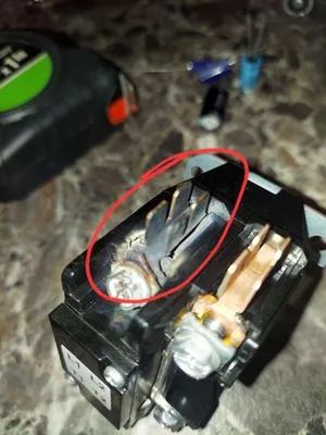 Unique Heating and Cooling Logo