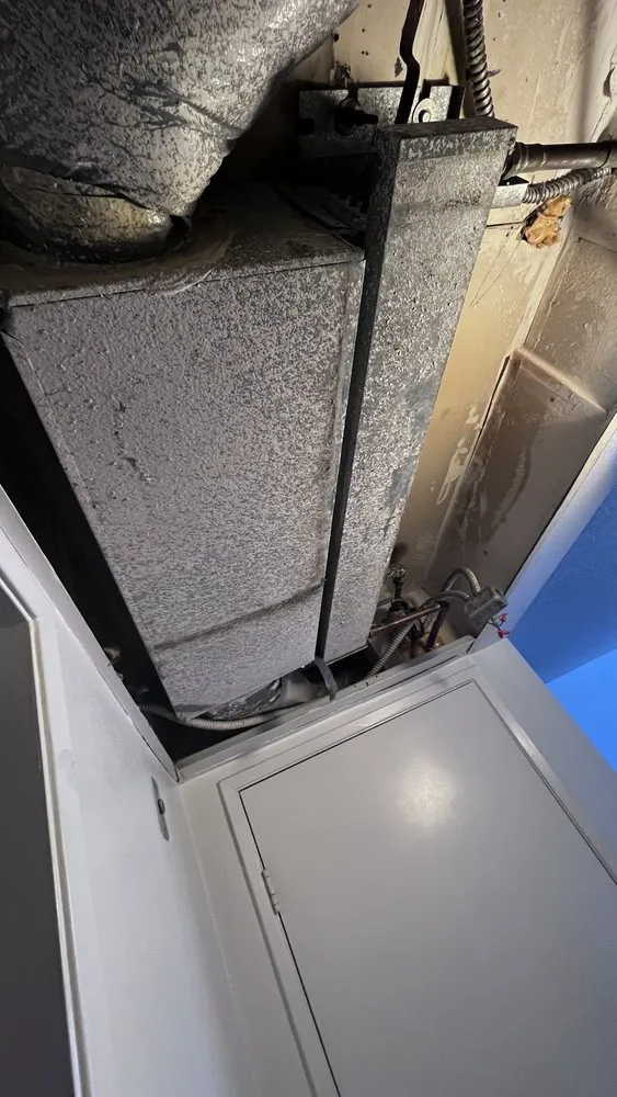 Slide of Unitechs Heating and Air Conditioning