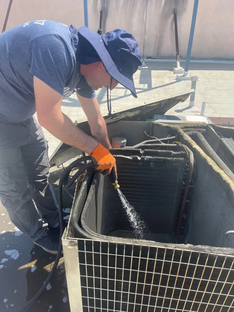 Slide of Unitechs Heating and Air Conditioning