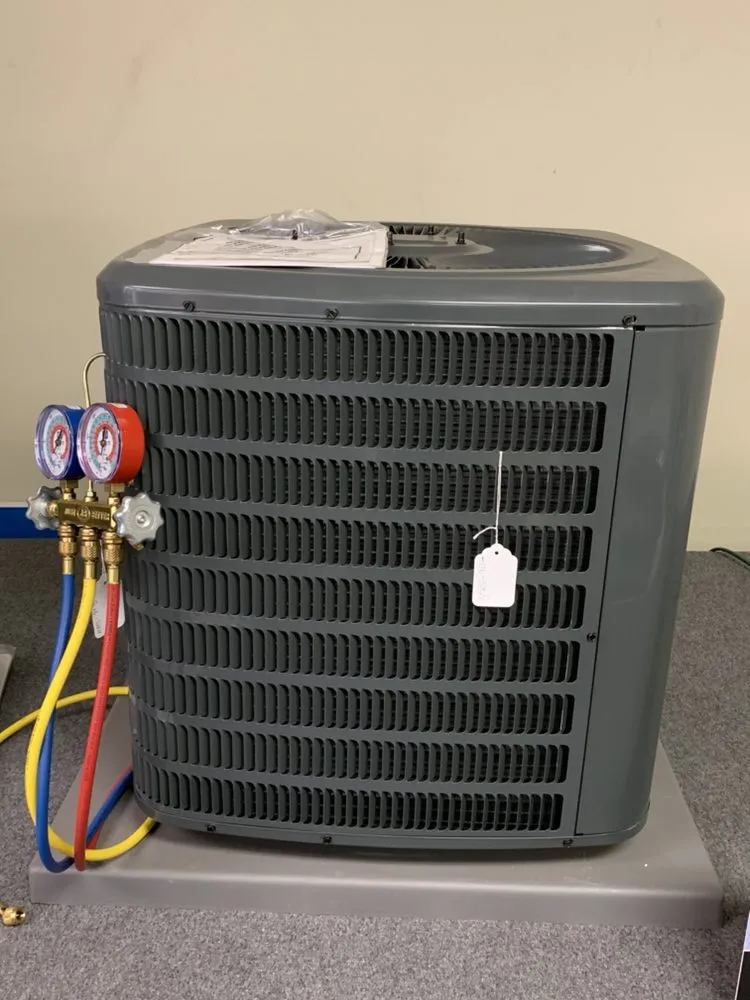 Slide of United Air Services inc