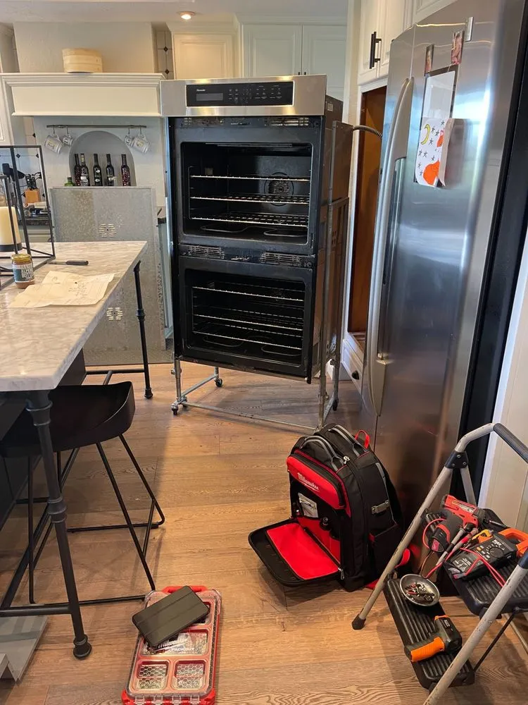 Slide of United Appliance Repair