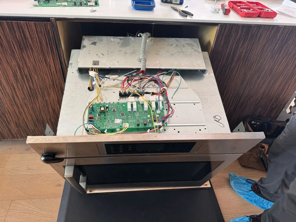 Slide of United Appliance Repair