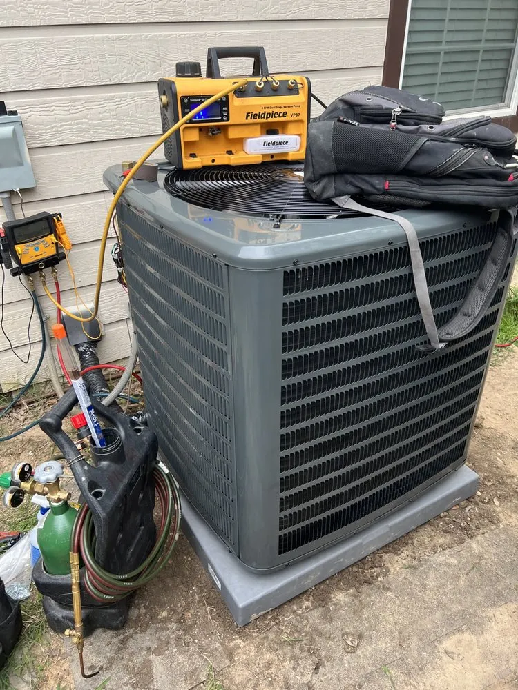 Slide of United express AC