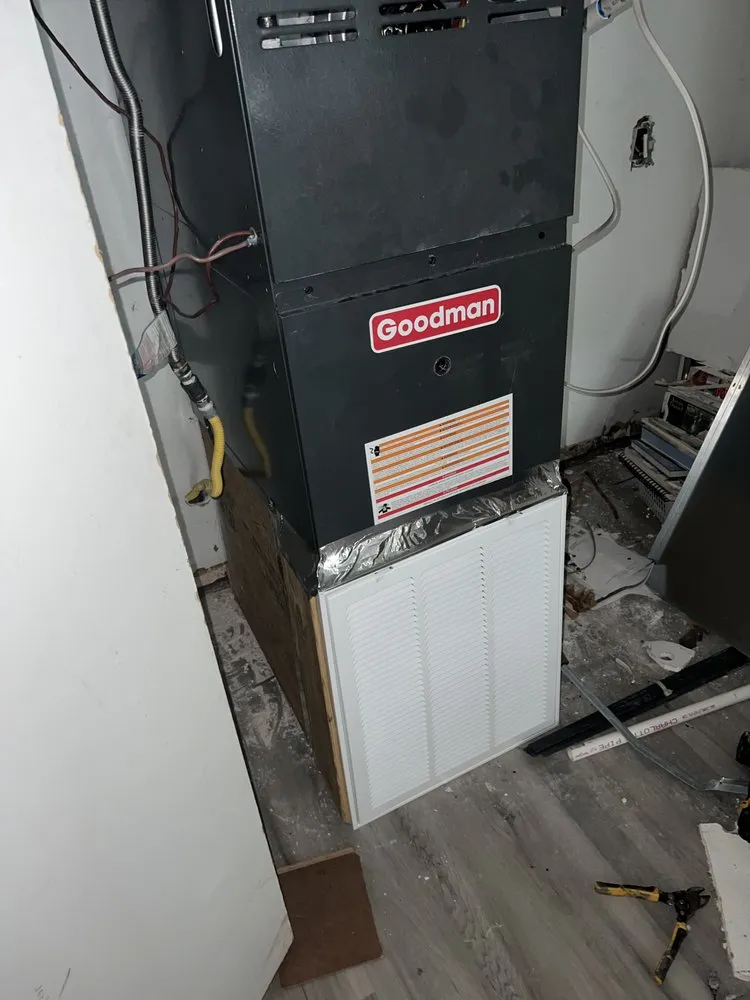 Slide of United express AC