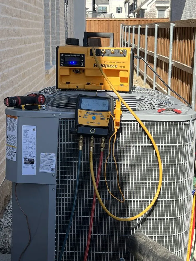 Slide of United express AC