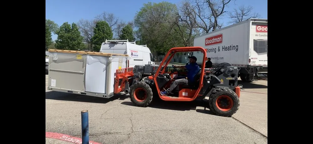 Slide of United express AC