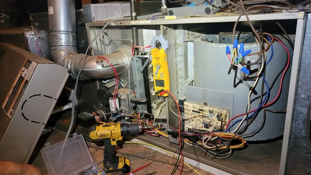 Slide of United Repair Service