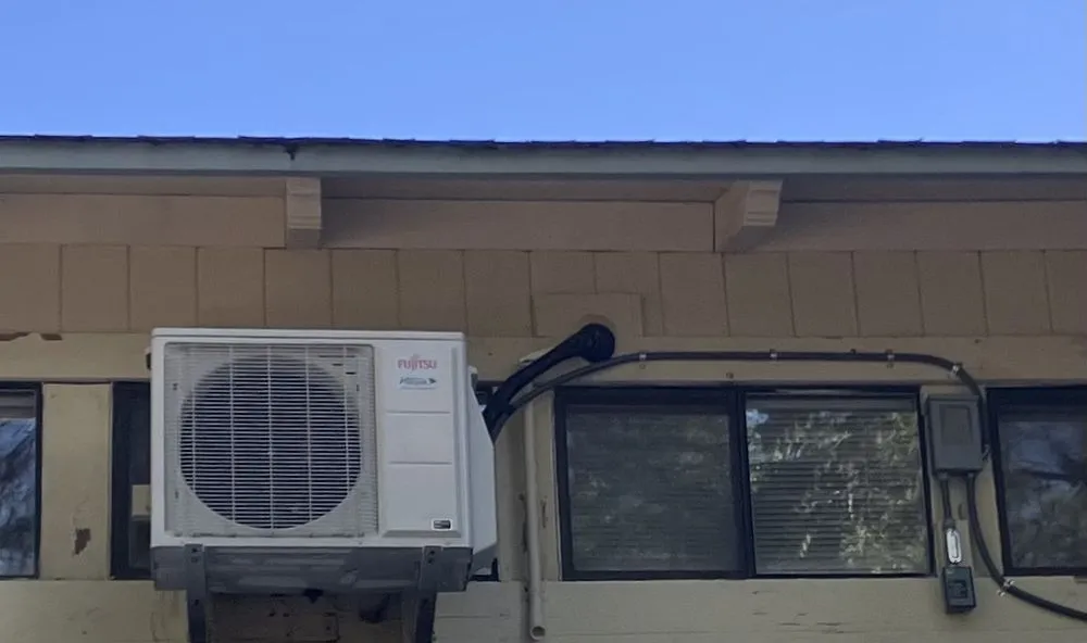 Slide of Unity Remodel & Repair