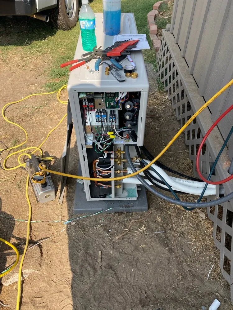 Slide of Universal Air