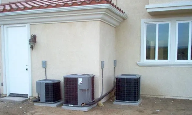 Slide of Universal Air Conditioning & Plumbing