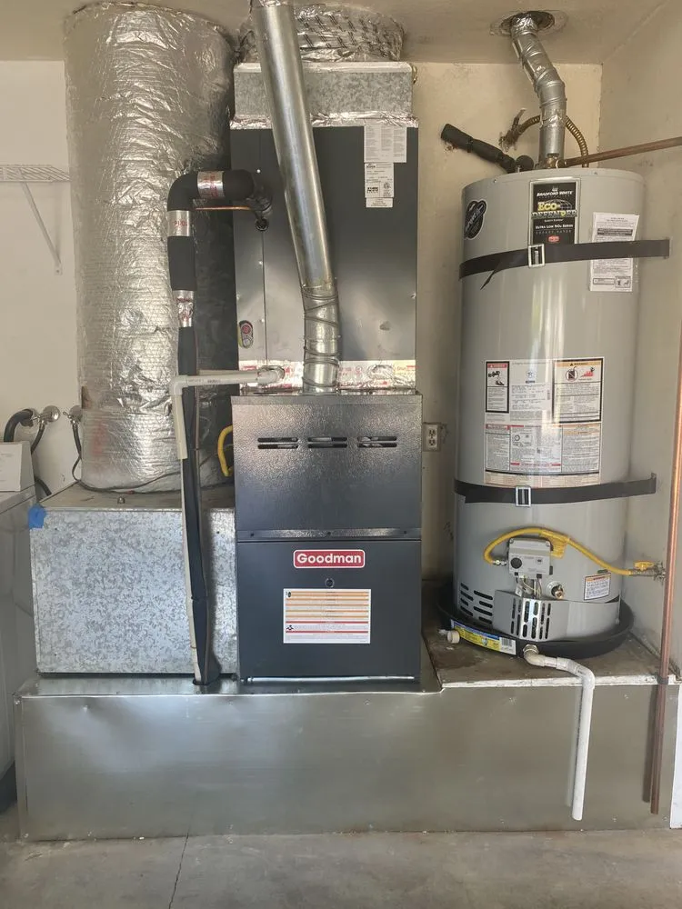 Slide of Universal Air