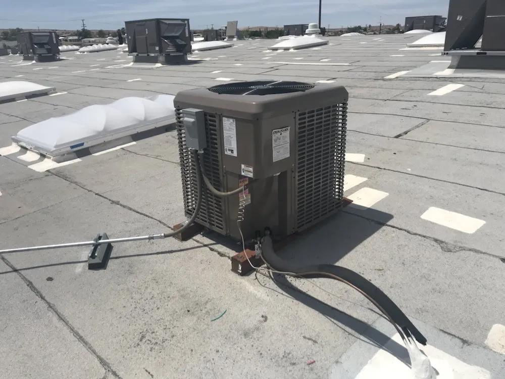 Slide of Universal Air