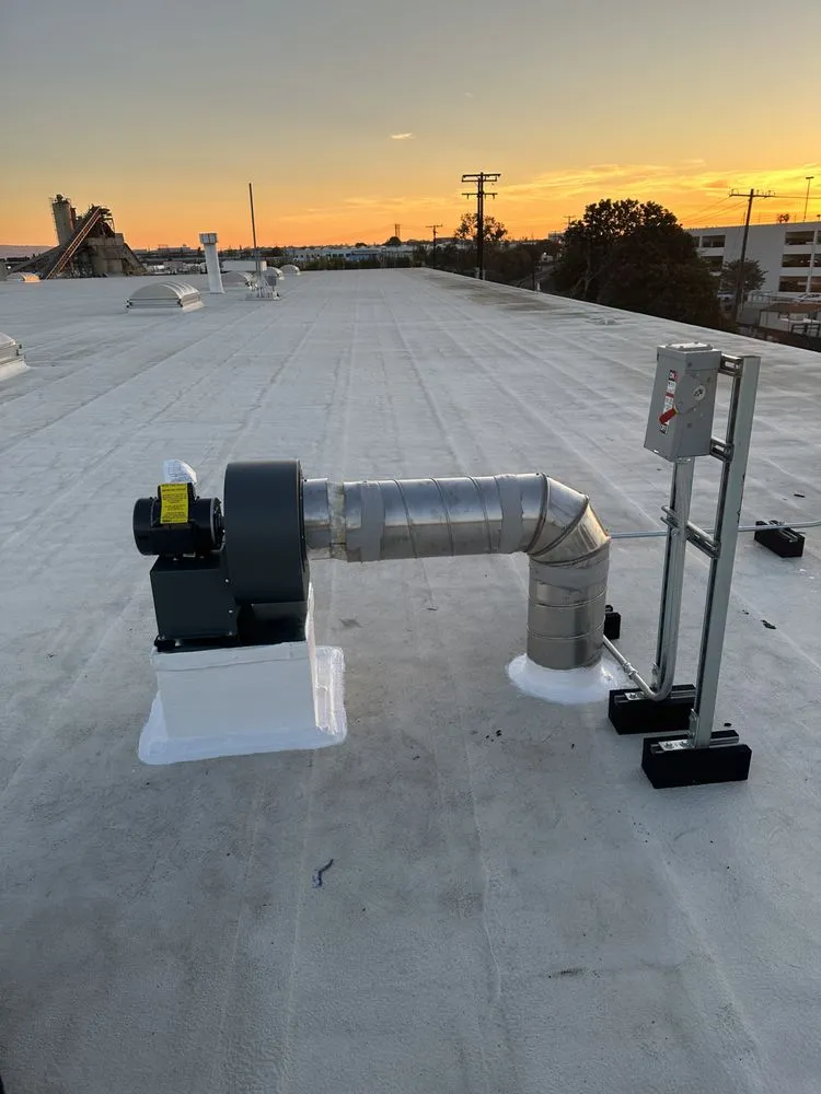 Slide of Universal Air