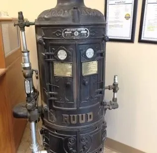 Slide of Universal Guy's Heat & Air