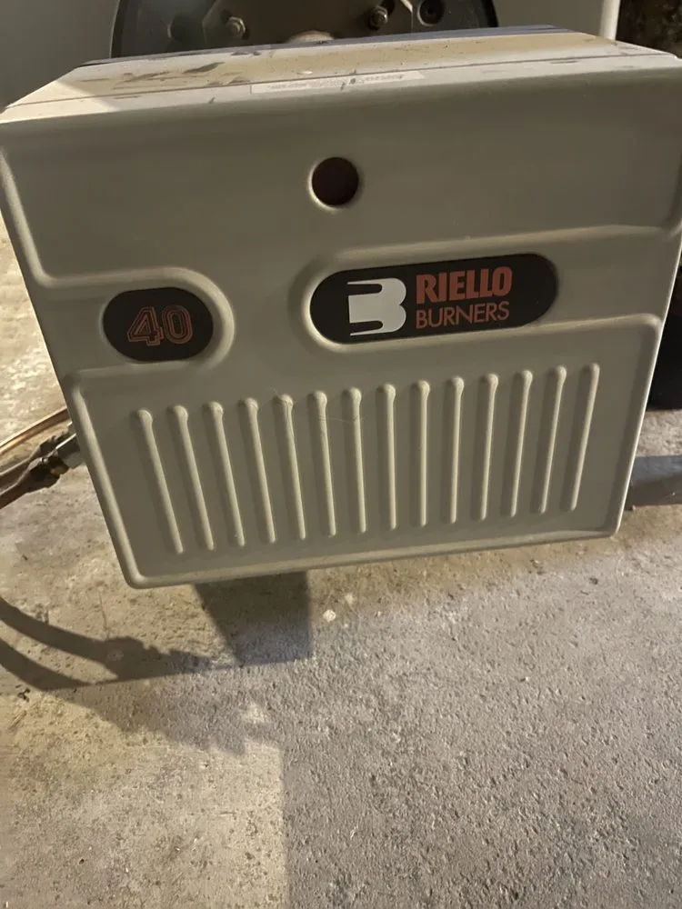 Slide of Universal Guy's Heat & Air