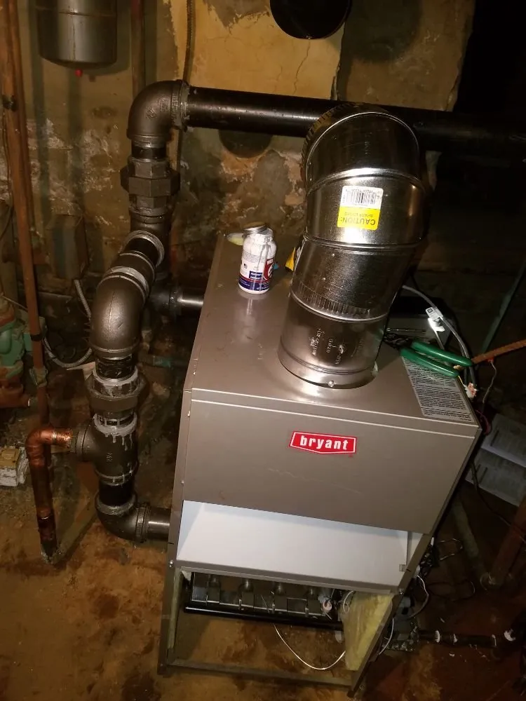 Slide of Universal Heating & Air Conditioning