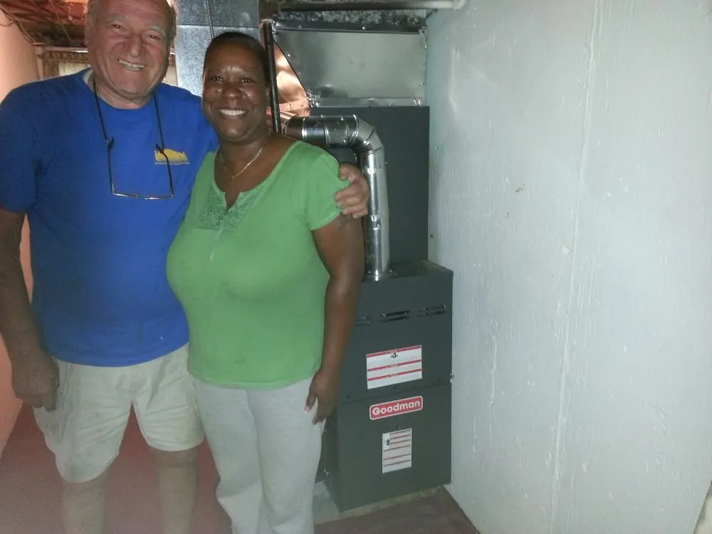 Slide of Universal Heating & Air Conditioning