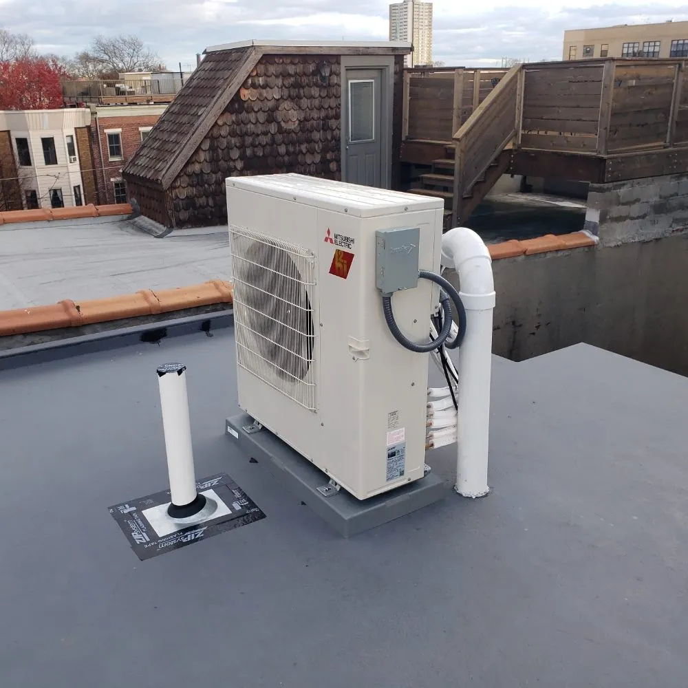 Slide of Universal Heating & Air Conditioning