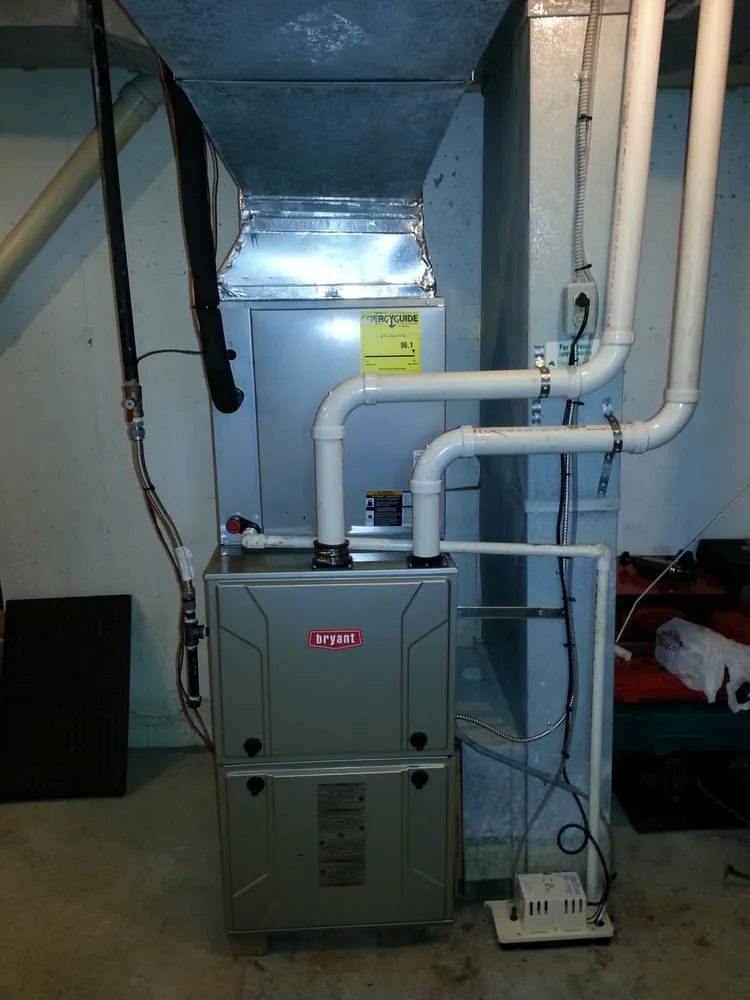 Slide of Universal Heating & Air Conditioning