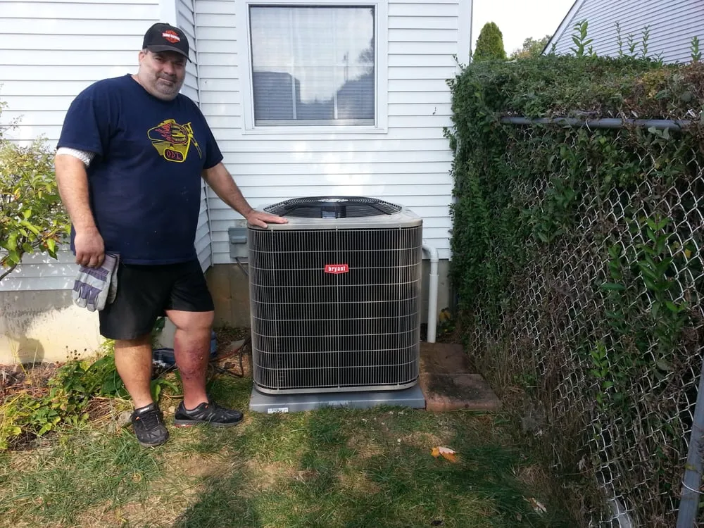 Slide of Universal Heating & Air Conditioning