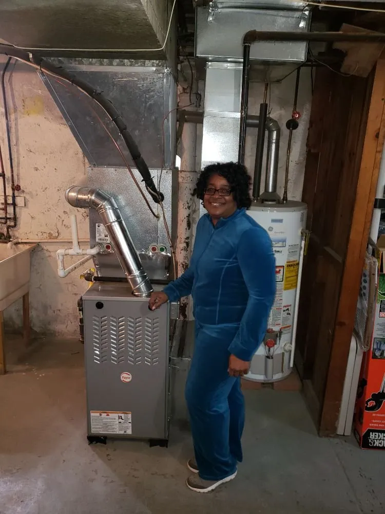 Slide of Universal Heating & Air Conditioning