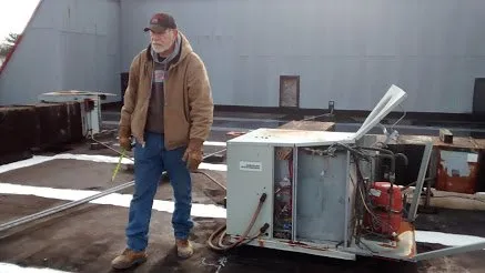 Slide of Universal Heating and Air Conditioning