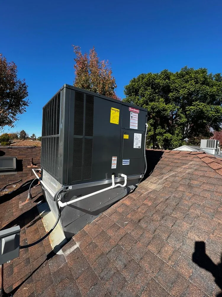 Slide of Universal Heating and Air San Jose