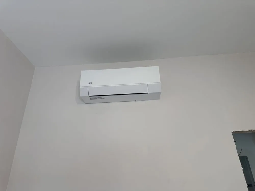 Slide of Universal Home Services