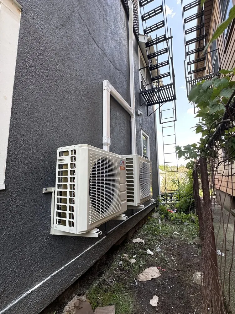 Slide of Universal Home Services