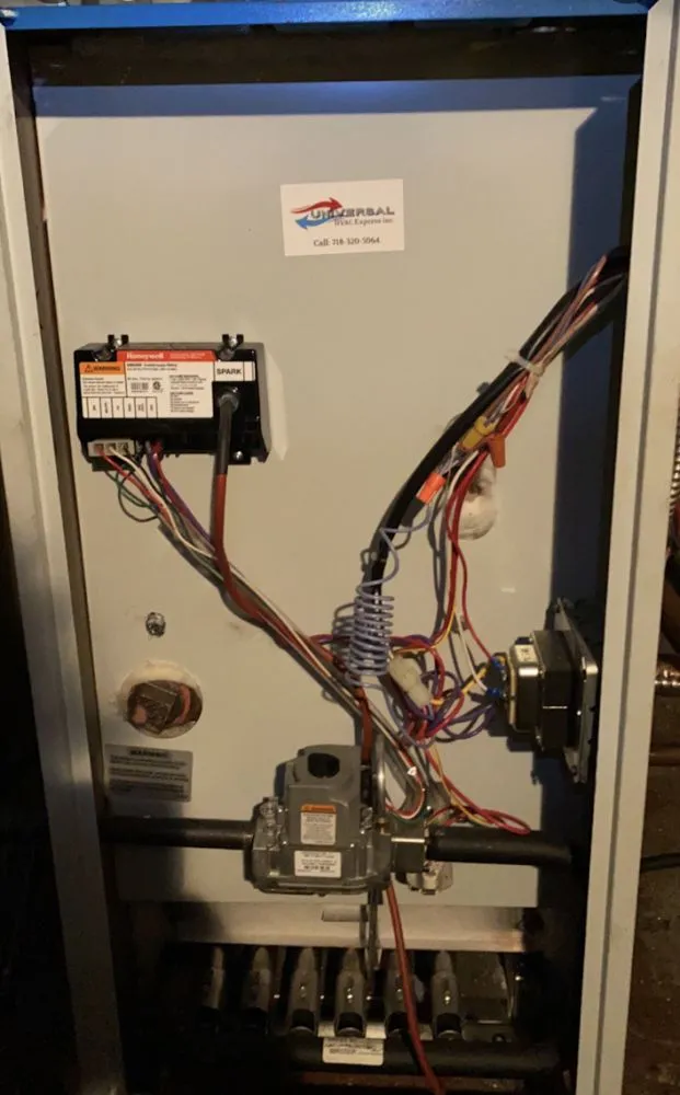 Slide of Universal HVAC Express