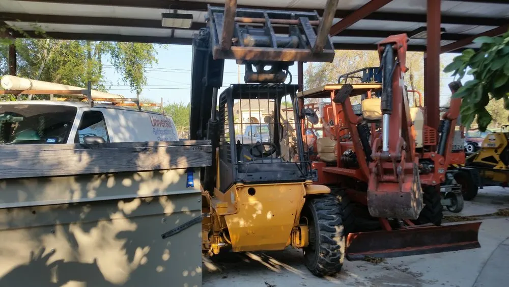 Slide of Universal Refrigeration & Electric