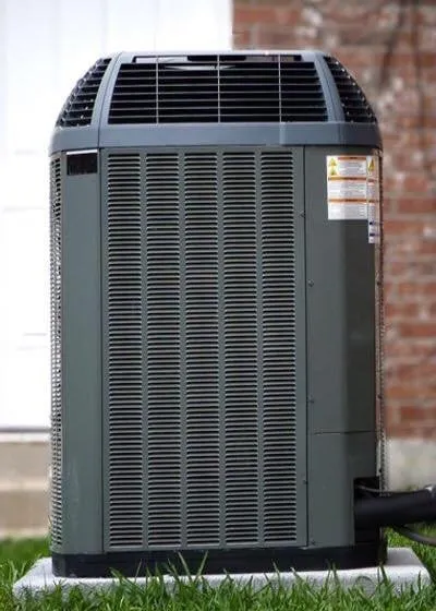 Slide of Universal Repair Services