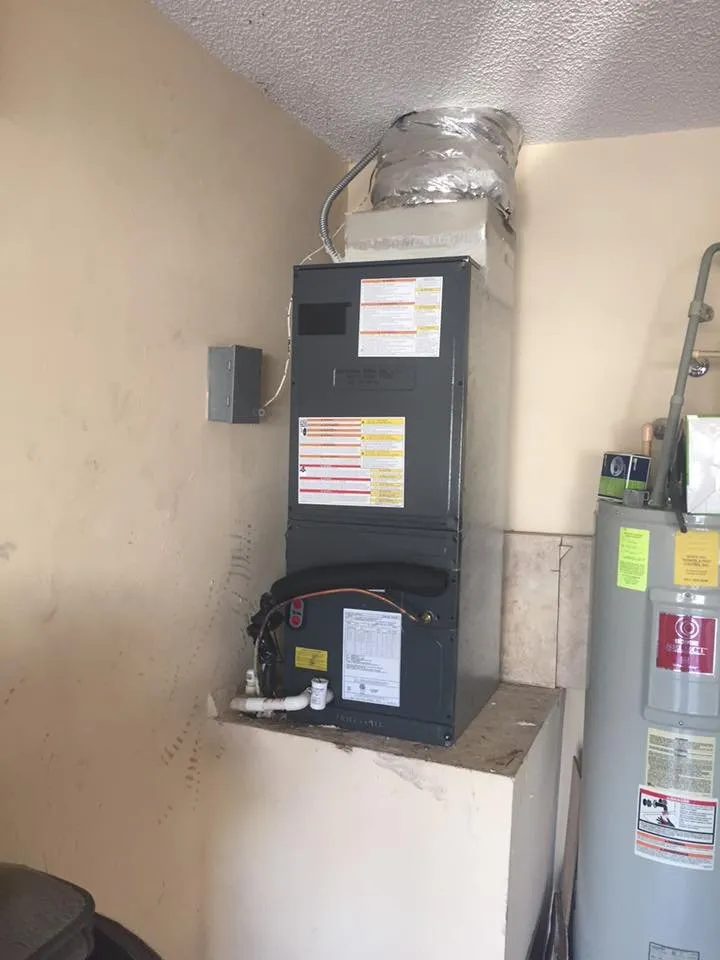 Slide of Universal Repair Services