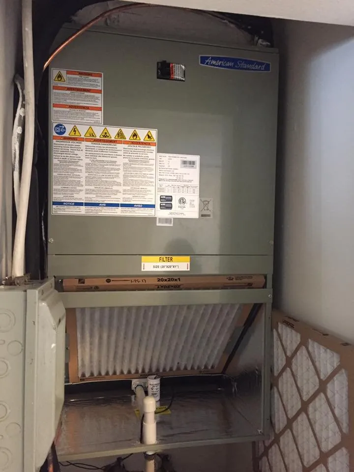 Slide of Universal Repair Services