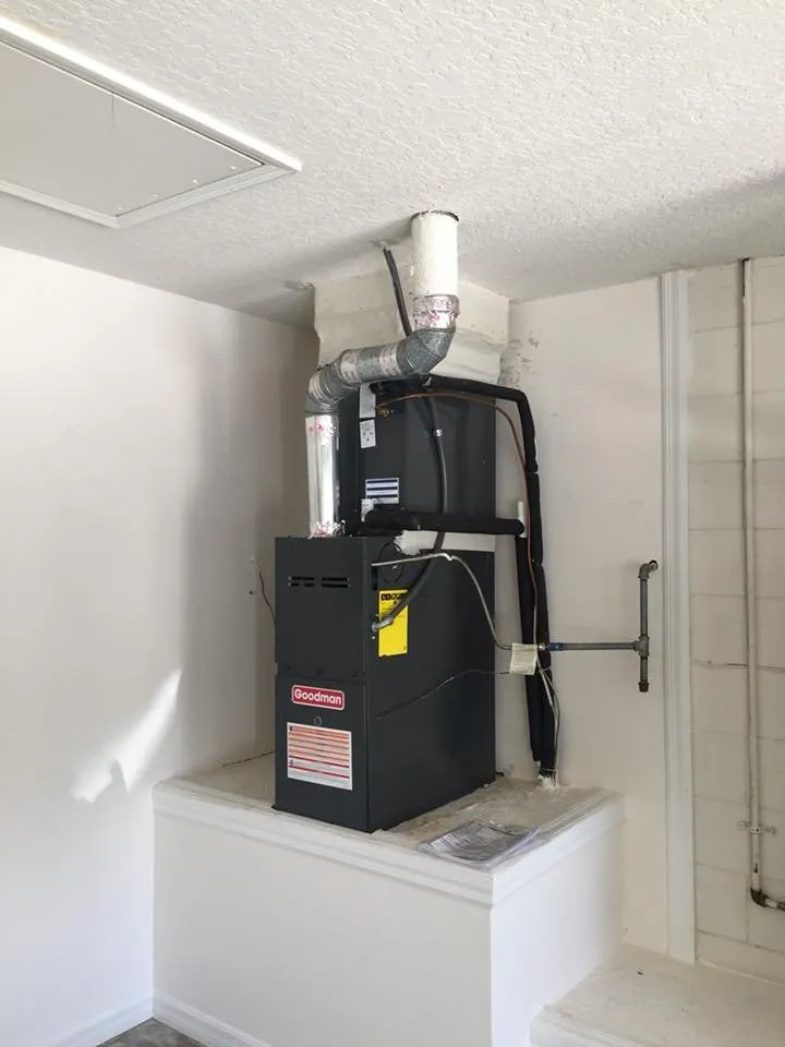 Slide of Universal Repair Services