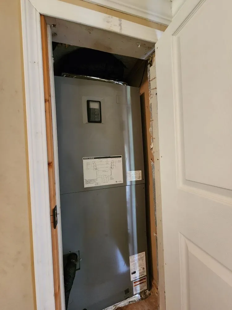 Slide of Urgent Refrigeration & Air