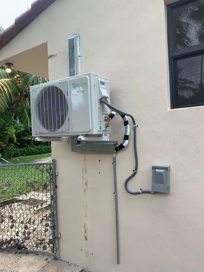 Slide of UTECH COOLING