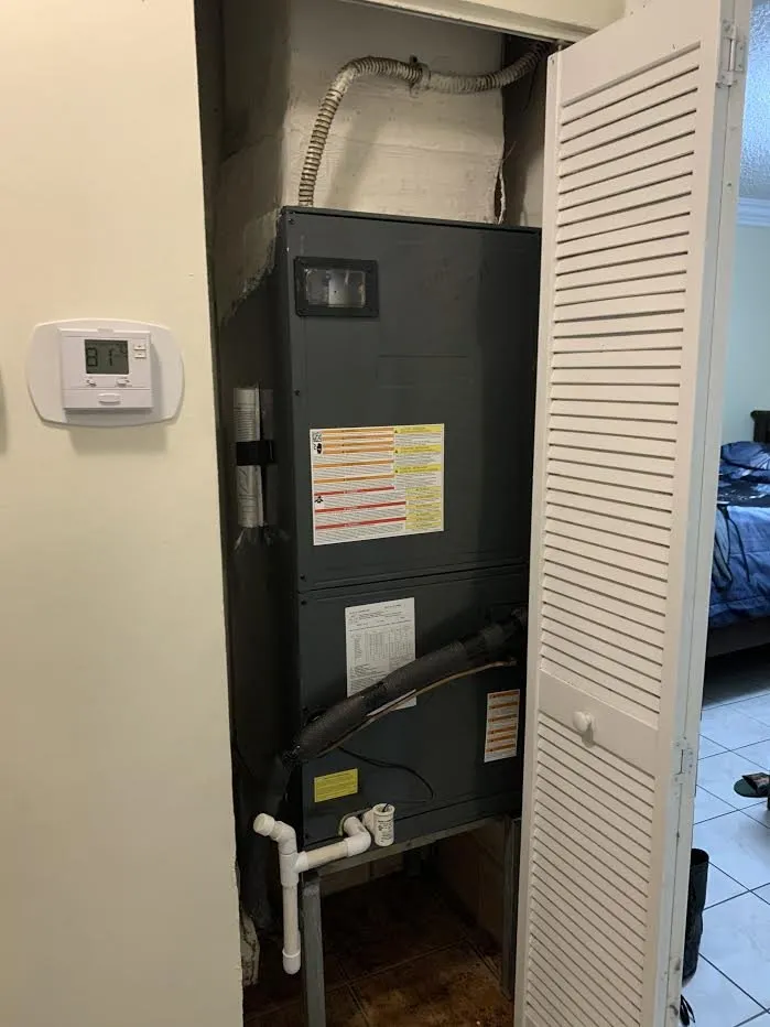 Slide of UTECH COOLING