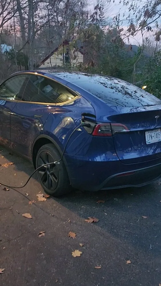 Slide of V-SKY Electric & HVAC