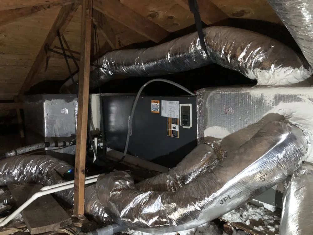 Slide of V-Tech Air Conditioning And Heating