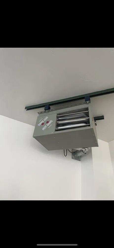 Slide of Vail techs mechanical