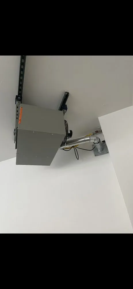 Slide of Vail techs mechanical