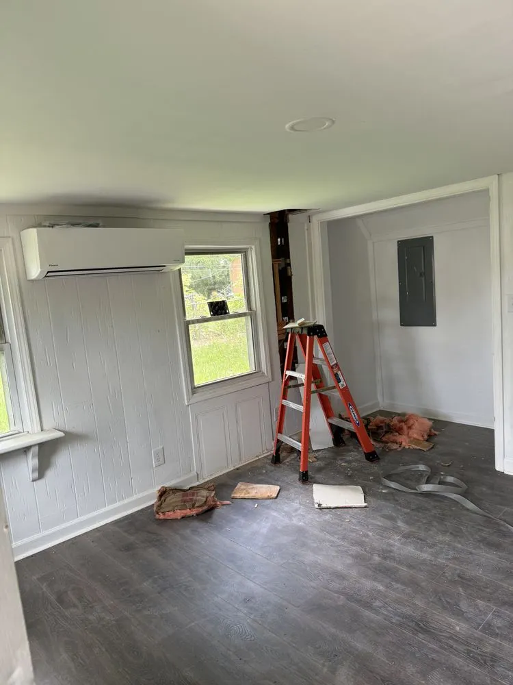 Slide of Valencia Air