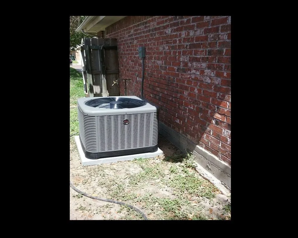 Slide of Valencia Park Heating and Air Conditioning