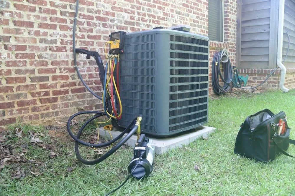 Slide of Valencia Park Heating and Air Conditioning