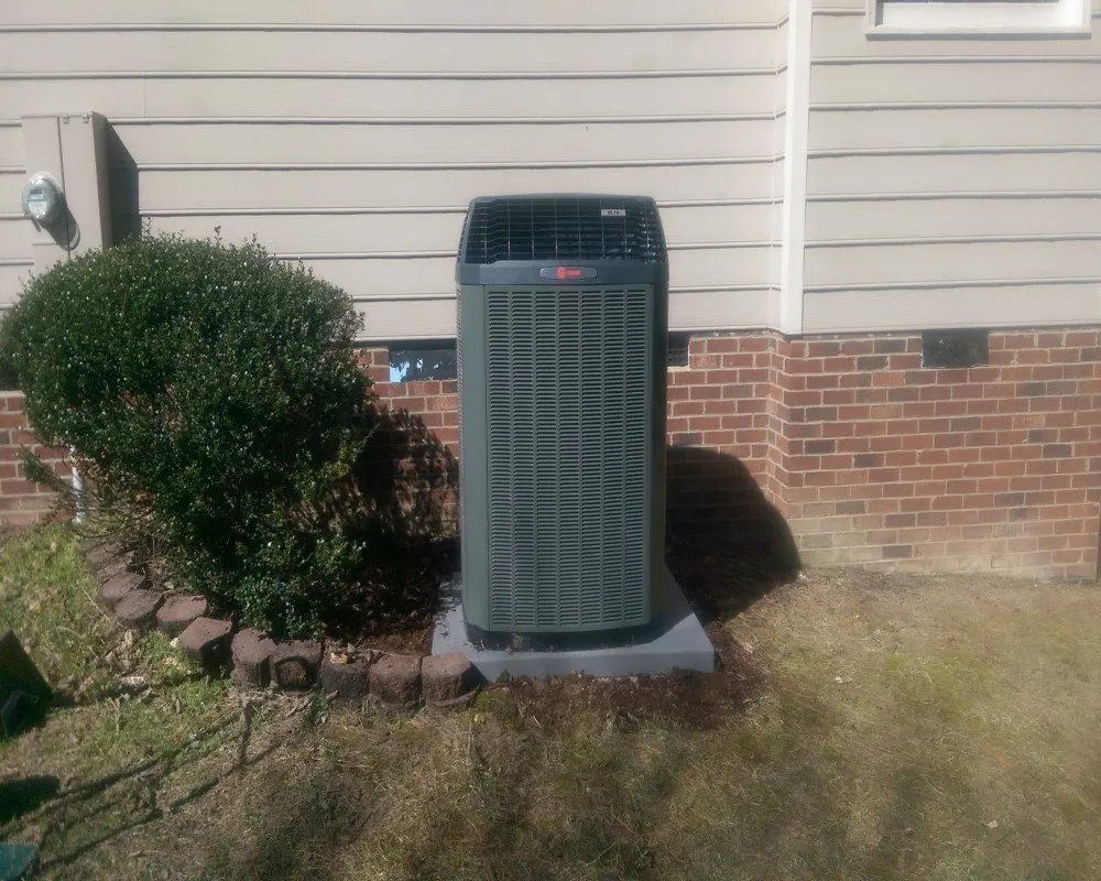 Slide of Valencia Park Heating and Air Conditioning