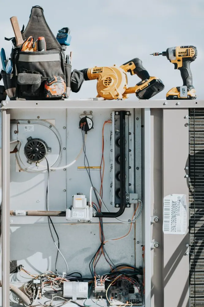 Slide of VALLEY STRONG HEATING and AIR CONDITIONING