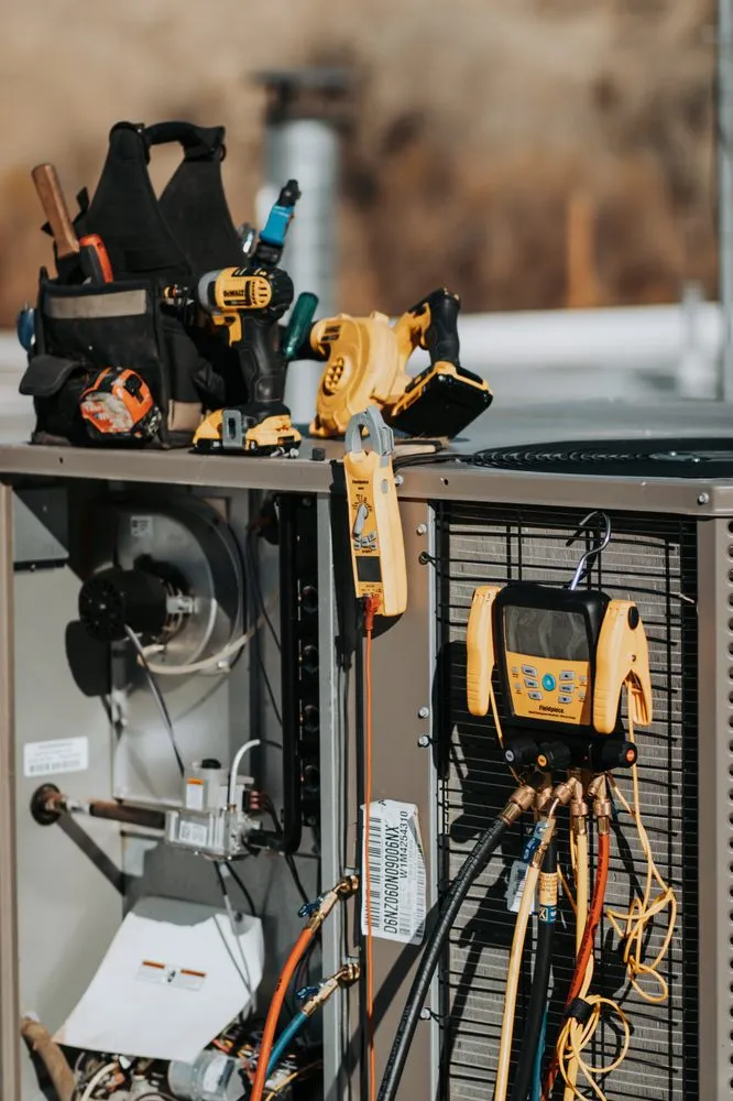 Slide of VALLEY STRONG HEATING and AIR CONDITIONING